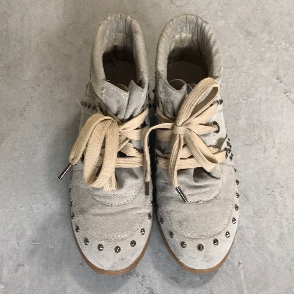 🌼3/$30🌼 Hidden Wedge Sneakers > Suede w/ Studs